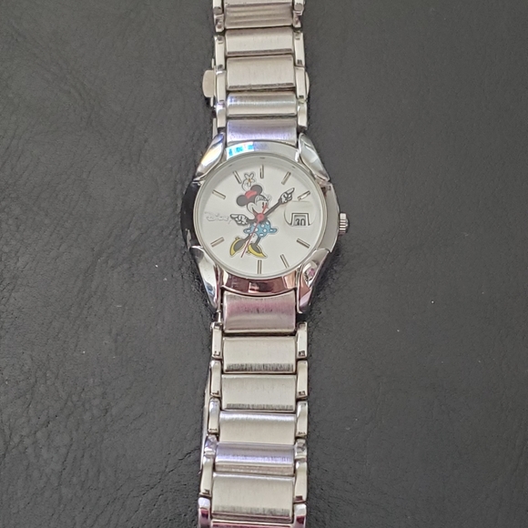 Disney watch - Picture 2 of 6